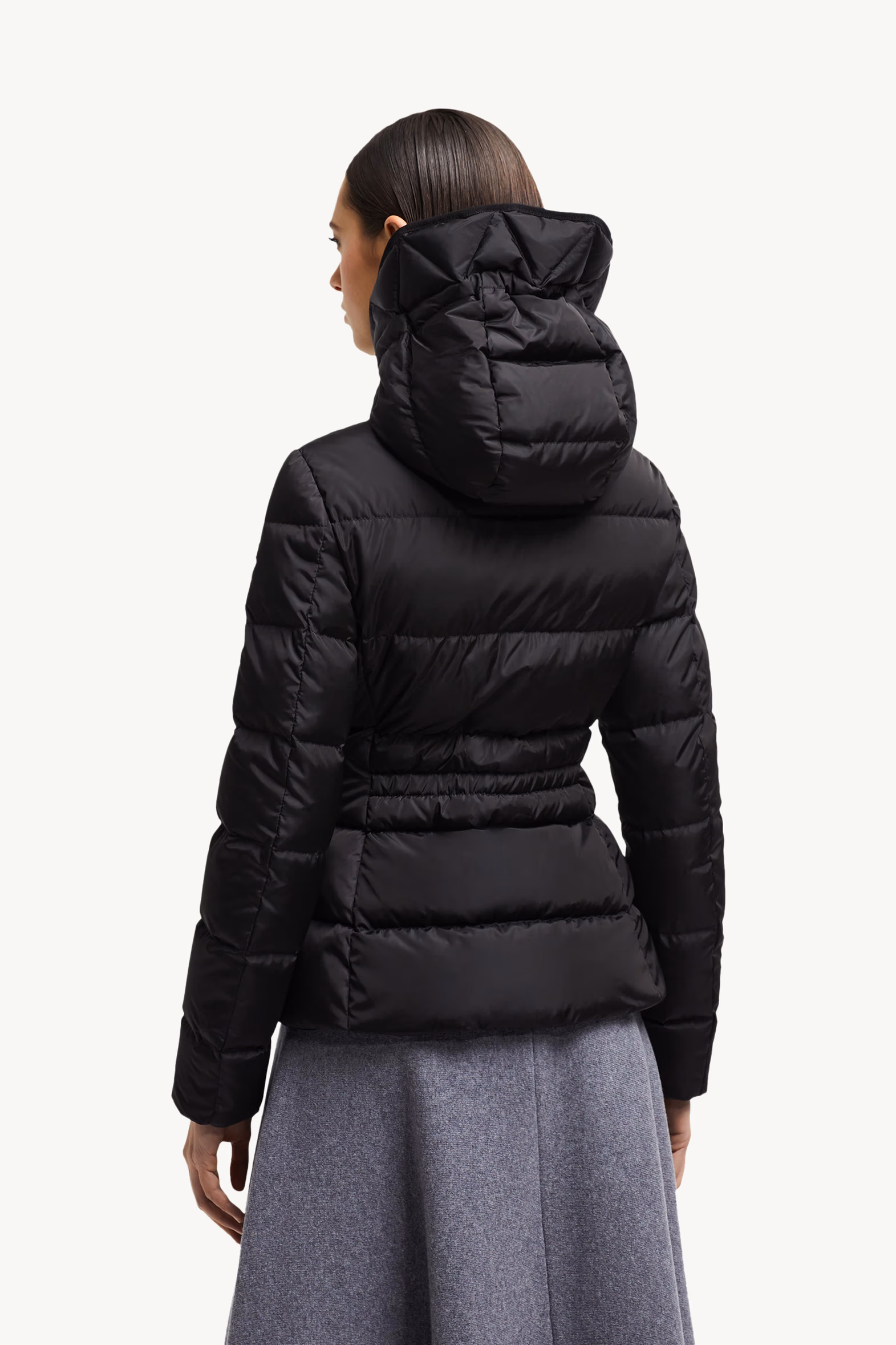 Plumífero corto con capucha Avoce Mujer Negro Moncler 5